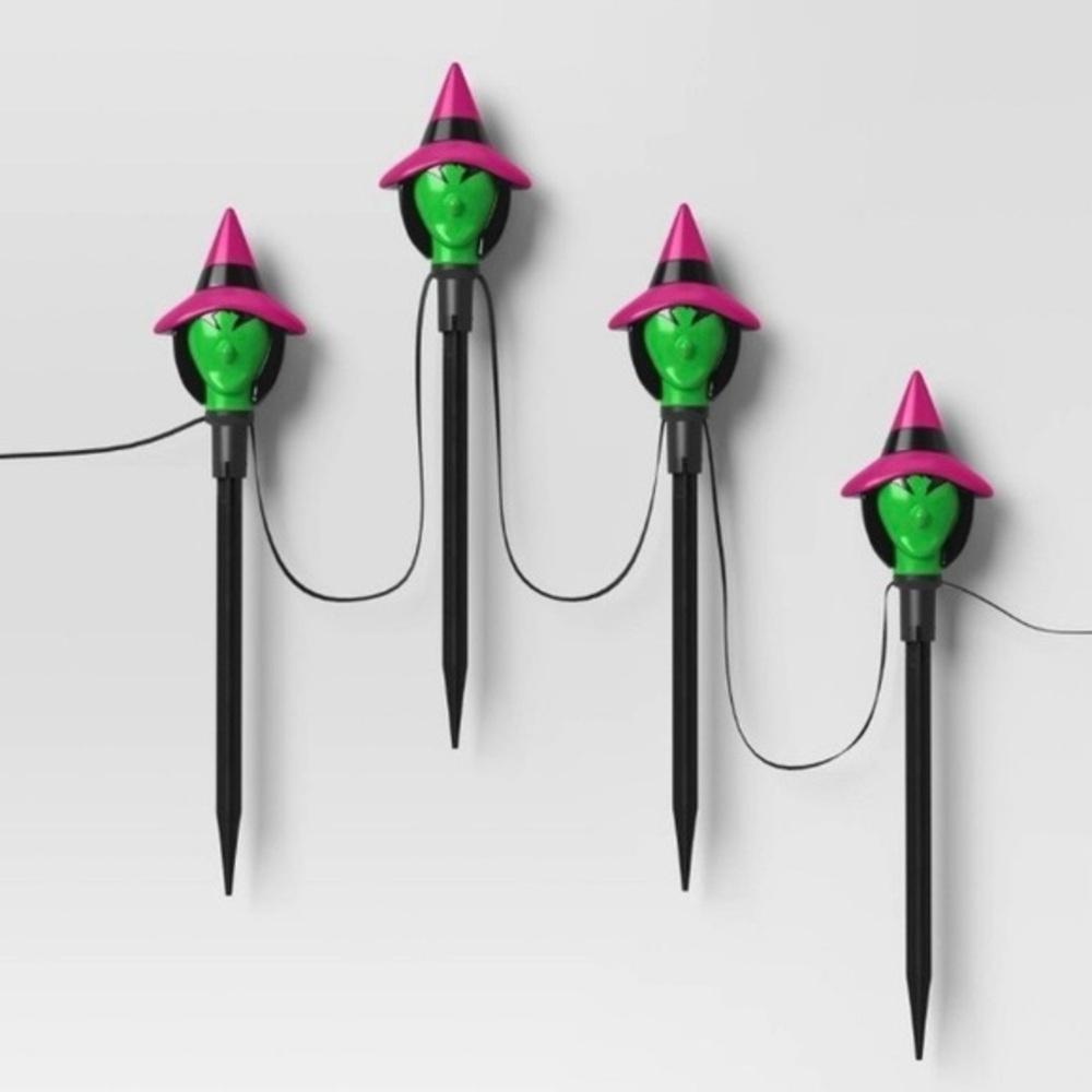 NIB. HYDE & EEK! Motion Activated Animated Witch Stake Lights